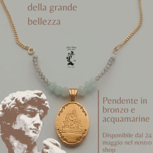 pendente in bronzo raffigurante l'opera di Michelangelo , La Pietà