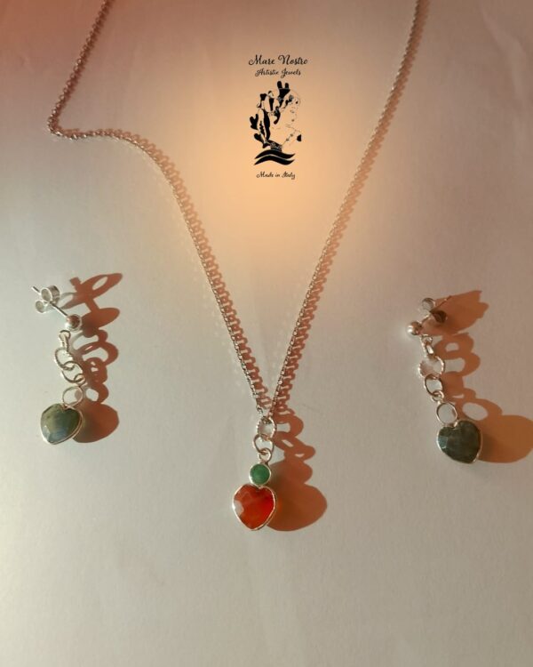 Collana in argento 925 con pendente a cuore corniola e orecchini con labradorite / 925 silver necklace with carnelian heart pendant and labradorite earrings